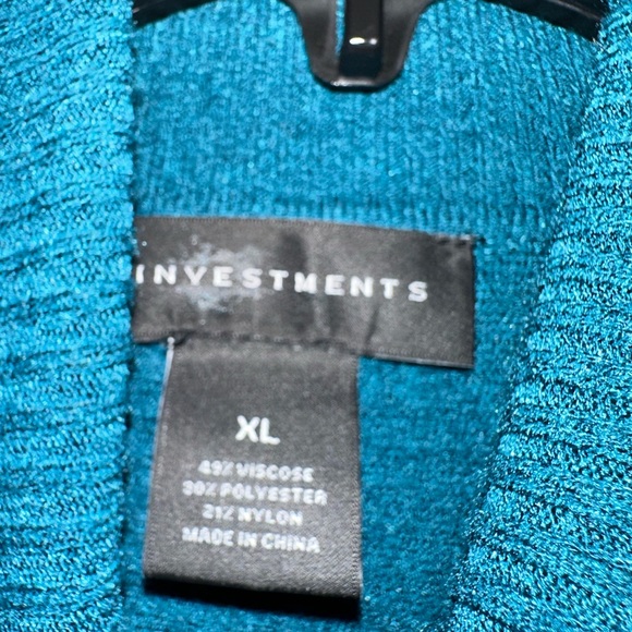 Ladies Investments Sweater - Picture 2 of 3